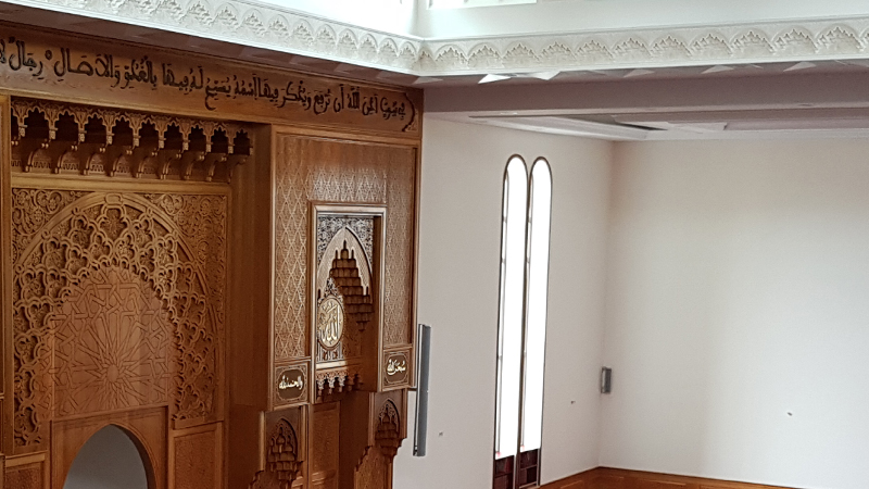 pan acoustics in mosque al hijra